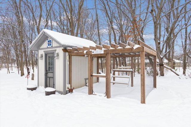 10906 HAMBORG Road, Roscoe, IL 61073