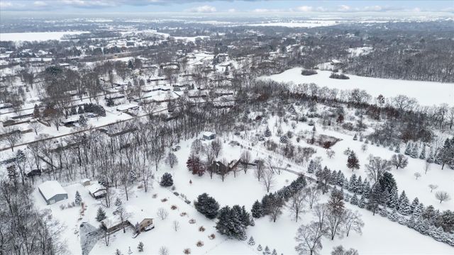 10906 HAMBORG Road, Roscoe, IL 61073