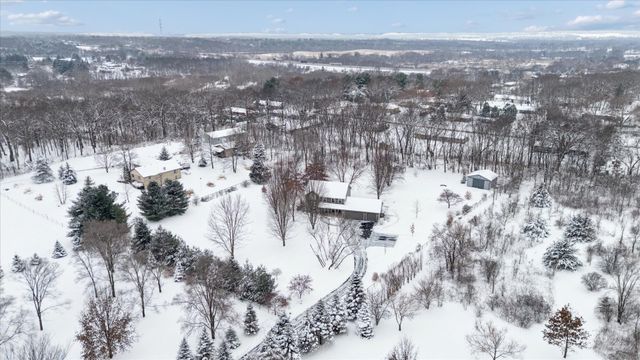 10906 HAMBORG Road, Roscoe, IL 61073