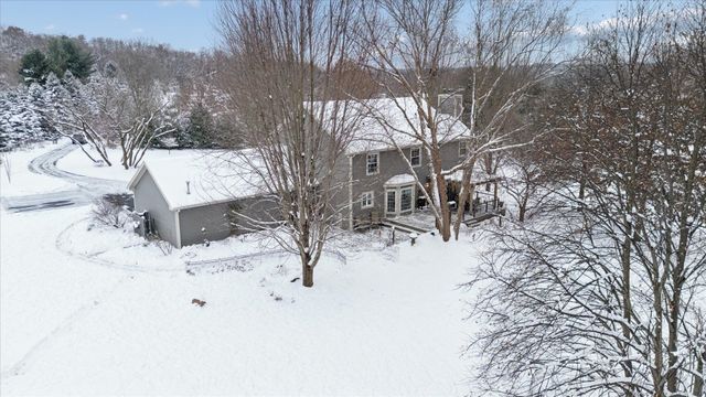 10906 HAMBORG Road, Roscoe, IL 61073