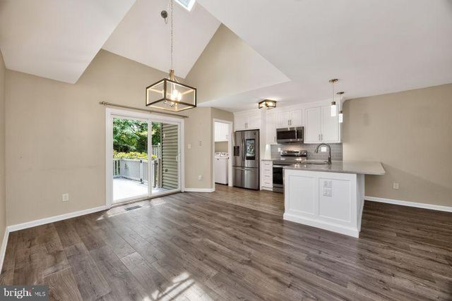 2101 BRIDGEWATER CT, Chester Springs, PA 19425
