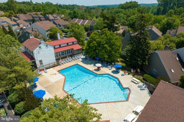 2101 BRIDGEWATER CT, Chester Springs, PA 19425