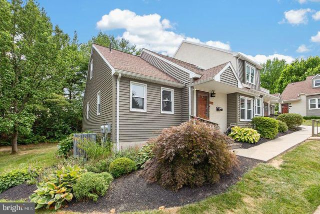 2101 BRIDGEWATER CT, Chester Springs, PA 19425