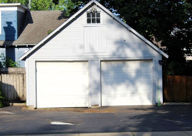 604 Wheeler Street, Woodstock, IL 60098