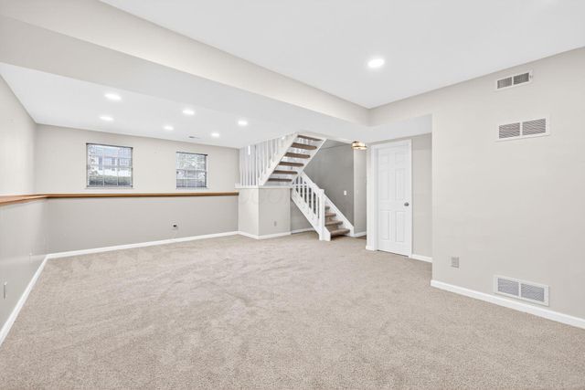 5289 Frisco Drive, Hilliard, OH 43026