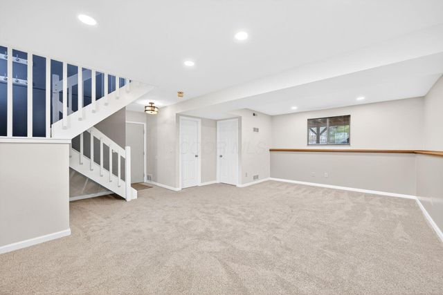 5289 Frisco Drive, Hilliard, OH 43026