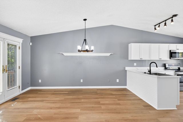 5289 Frisco Drive, Hilliard, OH 43026