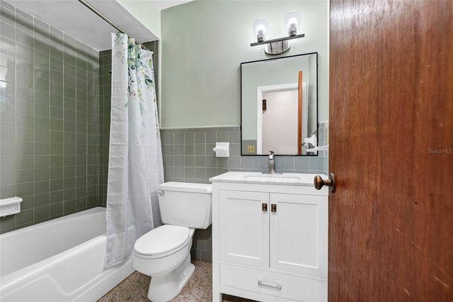 810 MOROCCO AVENUE, Orlando, FL 32807