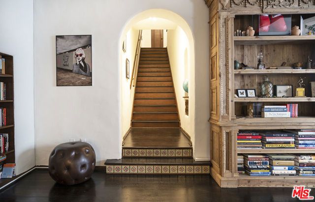 176 N Orange Drive, Los Angeles, CA 90036