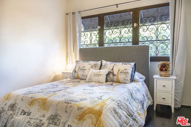 176 N Orange Drive, Los Angeles, CA 90036