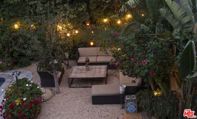 176 N Orange Drive, Los Angeles, CA 90036