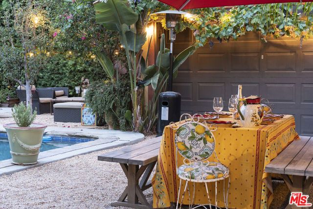 176 N Orange Drive, Los Angeles, CA 90036