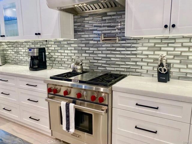 203 Sapphire, Newport Beach, CA 92662