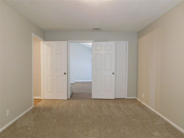 1915 Kingswood Court, Denton, TX 76205
