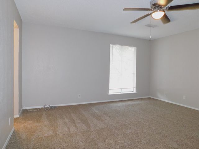 1915 Kingswood Court, Denton, TX 76205