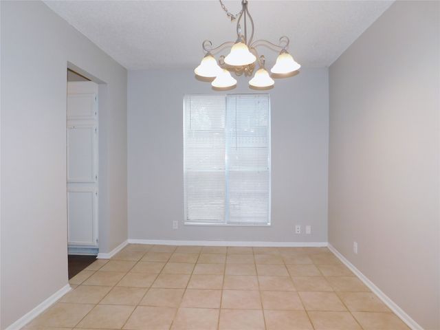 1915 Kingswood Court, Denton, TX 76205