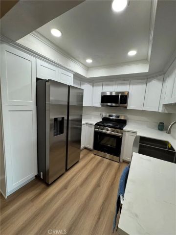 2805 E 3rd 20, Long Beach, CA 90814