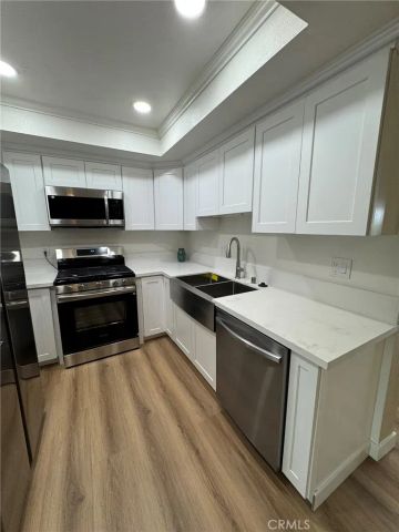 2805 E 3rd 20, Long Beach, CA 90814