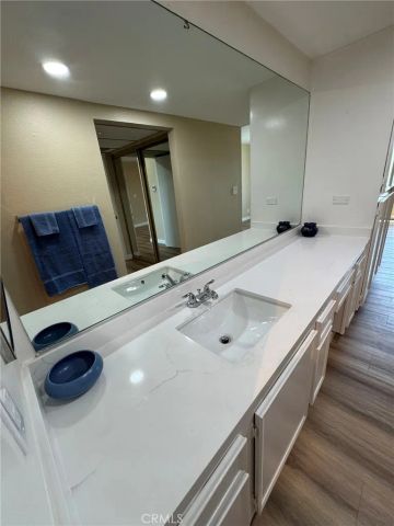 2805 E 3rd 20, Long Beach, CA 90814