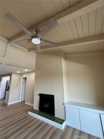 2805 E 3rd 20, Long Beach, CA 90814