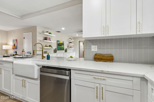 3668 MARIANNA Road, Jacksonville, FL 32217