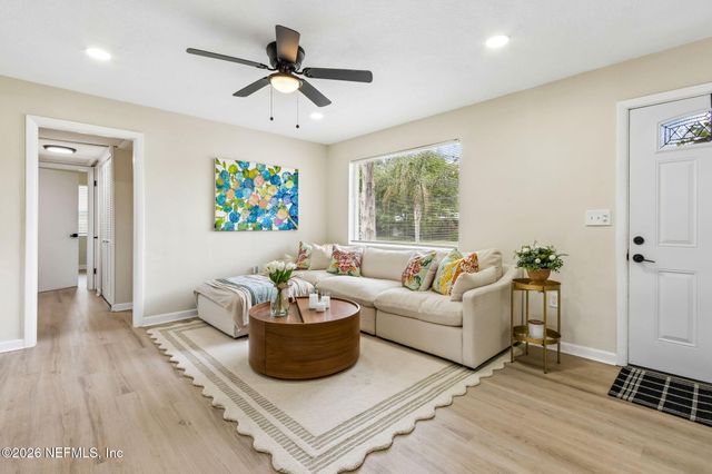 3668 MARIANNA Road, Jacksonville, FL 32217