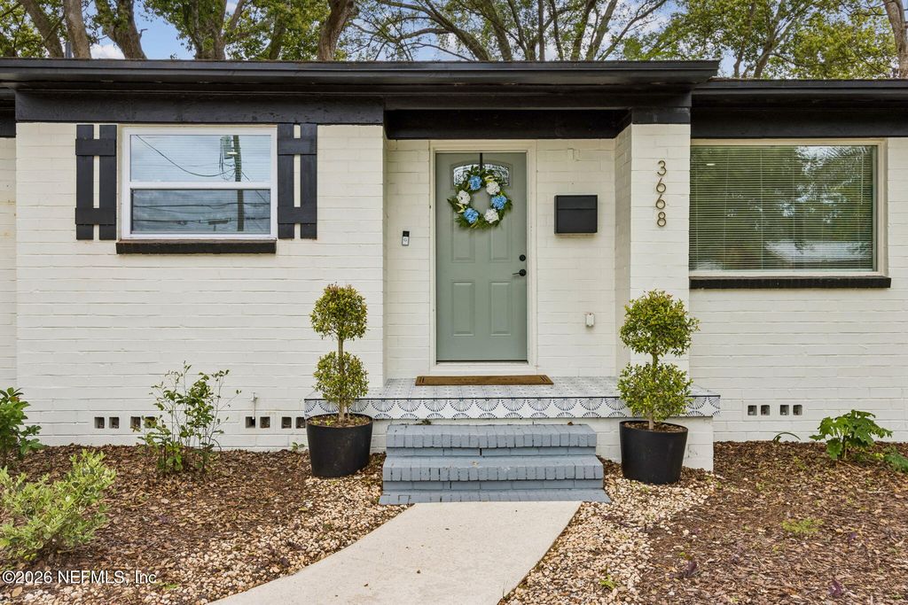 3668 MARIANNA Road, Jacksonville, FL 32217