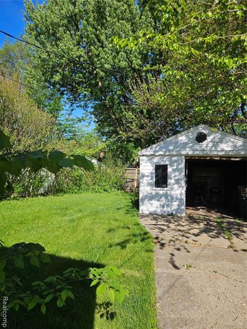 11441 Balfour Road, Detroit, MI 48224