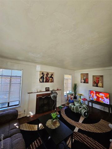 11441 Balfour Road, Detroit, MI 48224