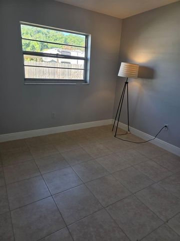 3386 Rudolph Road, Lake Worth, FL 33461