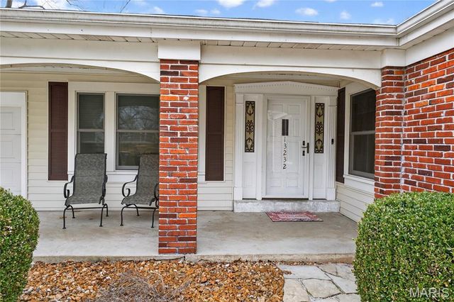 13232 Heirloom Court, St Louis, MO 63146