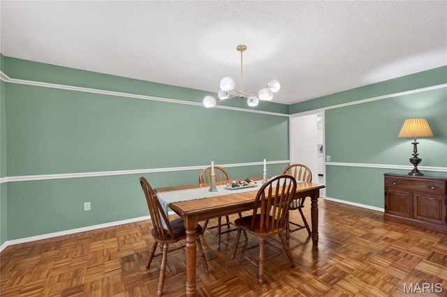 13232 Heirloom Court, St Louis, MO 63146