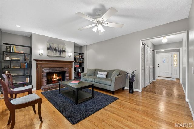 13232 Heirloom Court, St Louis, MO 63146