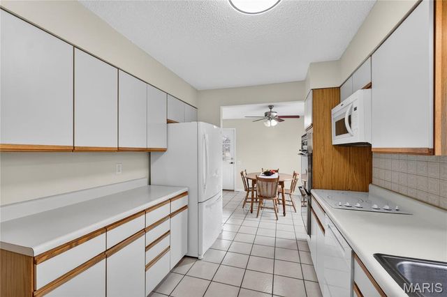 13232 Heirloom Court, St Louis, MO 63146