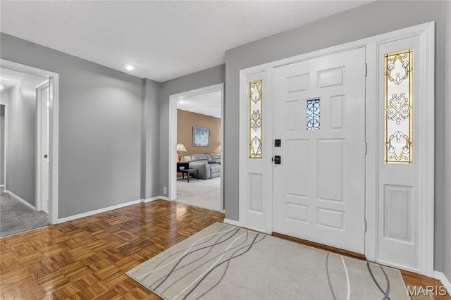 13232 Heirloom Court, St Louis, MO 63146