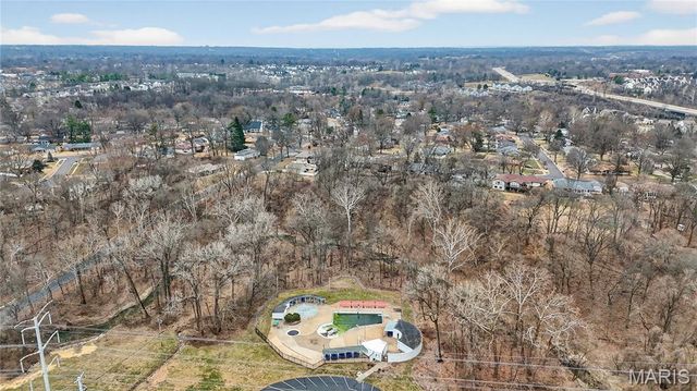 13232 Heirloom Court, St Louis, MO 63146