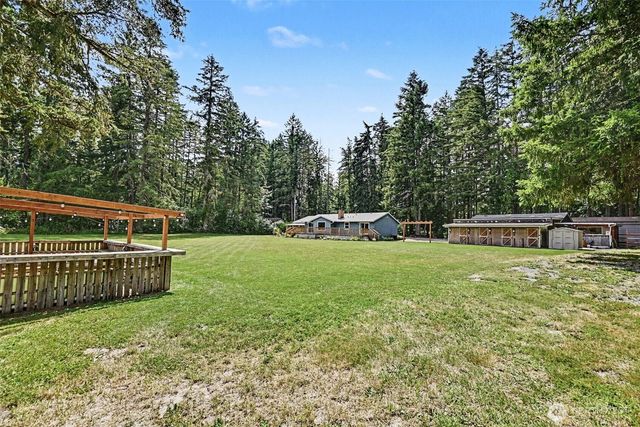 33913 4th Avenue E, Roy, WA 98580