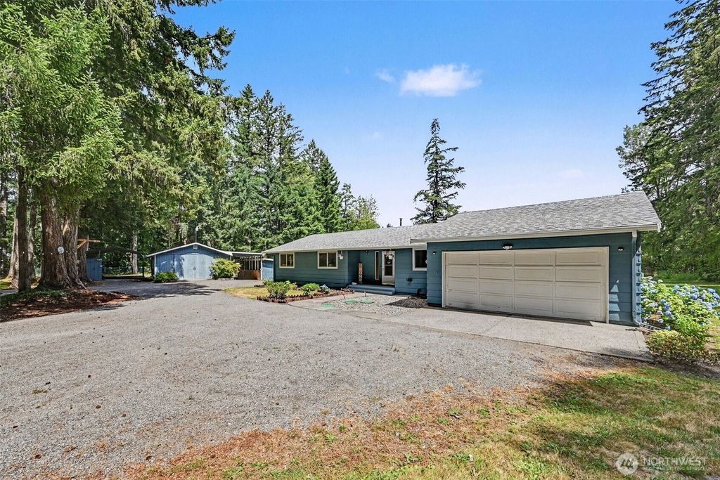 33913 4th Avenue E, Roy, WA 98580
