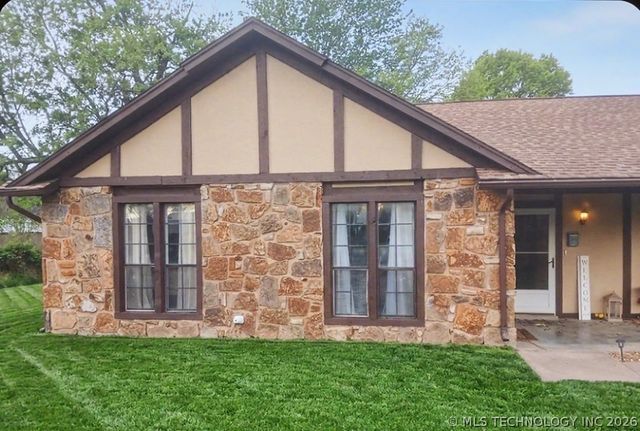 602 S Powell Avenue, Wagoner, OK 74467