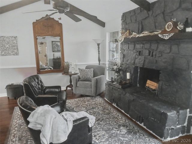 602 S Powell Avenue, Wagoner, OK 74467