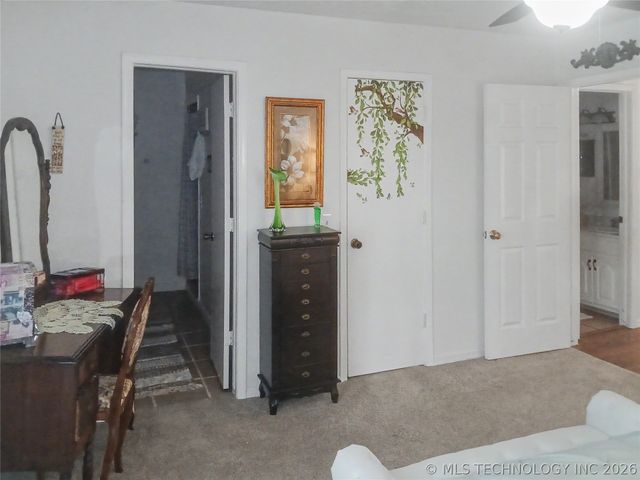 602 S Powell Avenue, Wagoner, OK 74467