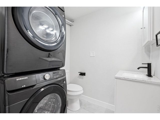 1035 6th St, Berthoud, CO 80513