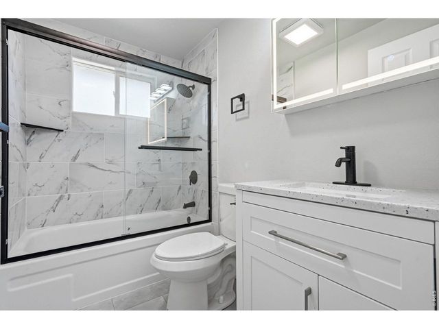 1035 6th St, Berthoud, CO 80513