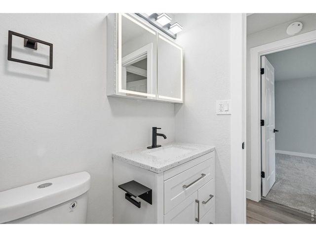 1035 6th St, Berthoud, CO 80513
