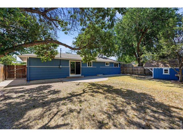 1035 6th St, Berthoud, CO 80513