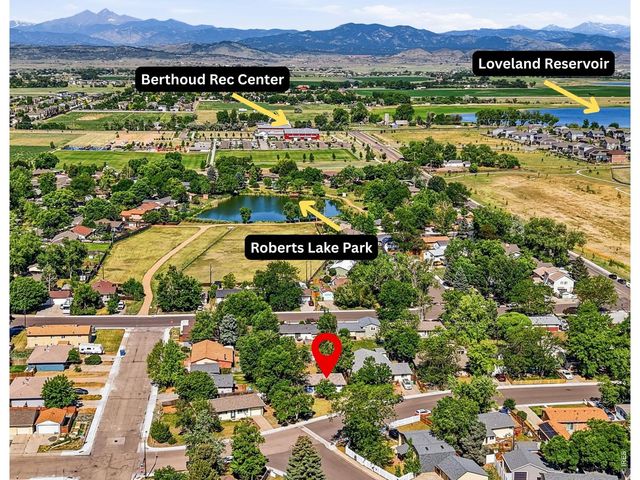 1035 6th St, Berthoud, CO 80513