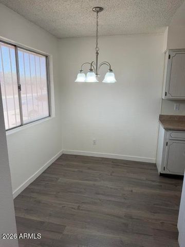9509 W NORTH Lane A, Peoria, AZ 85345