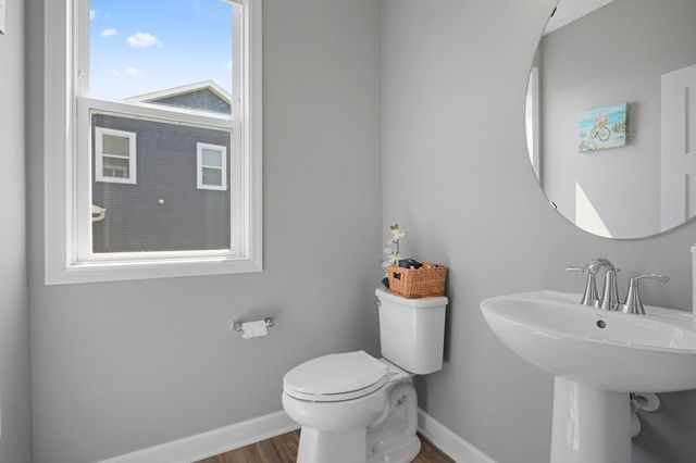 19129 Iden Avenue, Lakeville, MN 55044