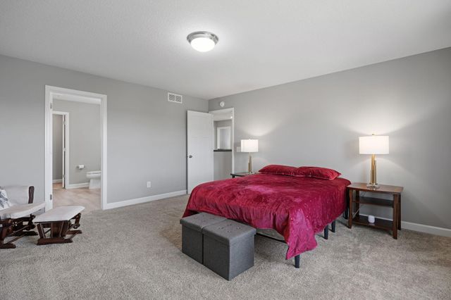 19129 Iden Avenue, Lakeville, MN 55044