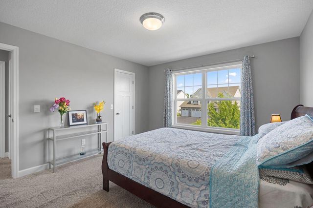 19129 Iden Avenue, Lakeville, MN 55044